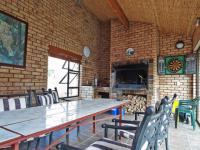 Patio - 24 square meters of property in Woodhill Golf Estate