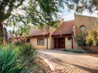 Front View of property in Woodhill Golf Estate