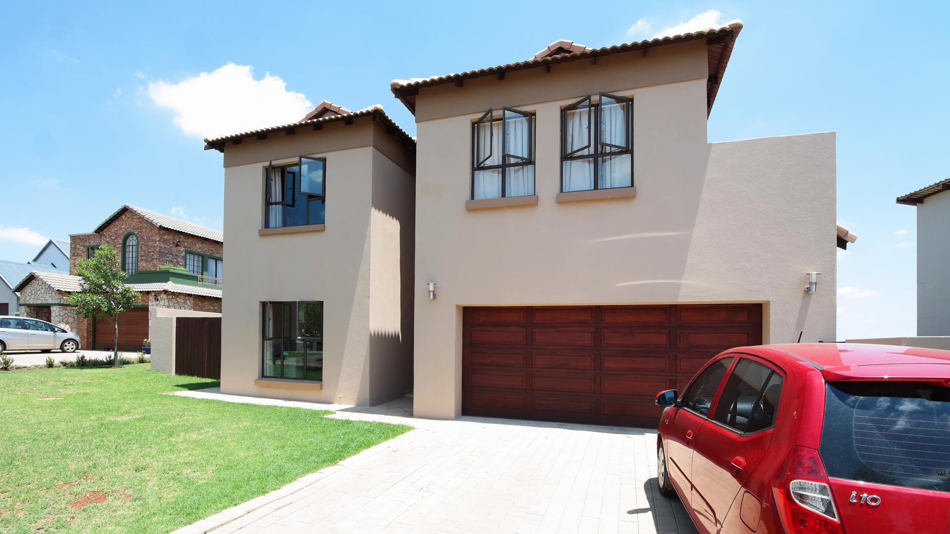 Front View of property in The Meadows Estate