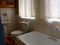 Main Bathroom - 11 square meters of property in Rustenburg