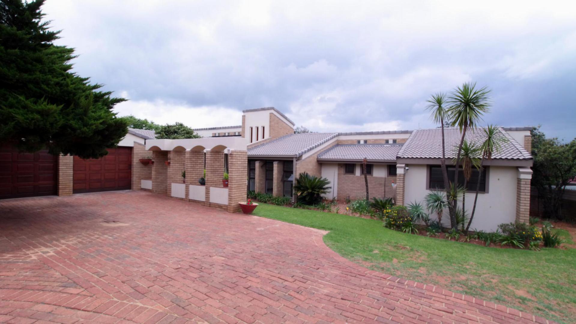 Front View of property in Waterkloof Glen