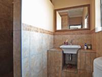 Bathroom 1 of property in Cormallen Hill Estate