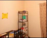 Bed Room 1 - 16 square meters of property in Bonanne