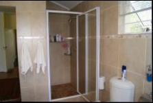 Bathroom 2 - 10 square meters of property in Empangeni