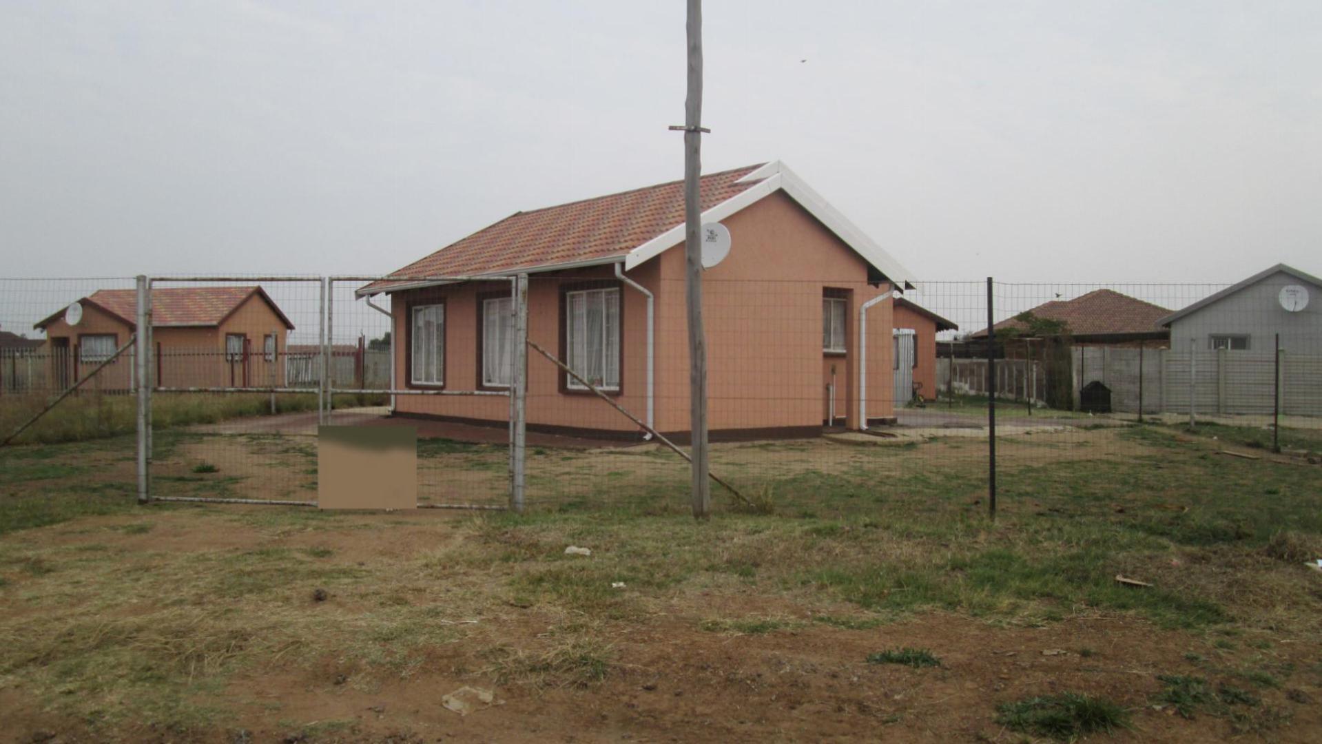 Front View of property in Meyerton