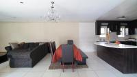 Dining Room - 18 square meters of property in Emalahleni (Witbank) 