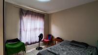 Bed Room 2 - 10 square meters of property in Alberton