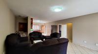 Lounges - 30 square meters of property in Alberton