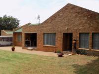 4 Bedroom 2 Bathroom House for Sale for sale in Riamarpark