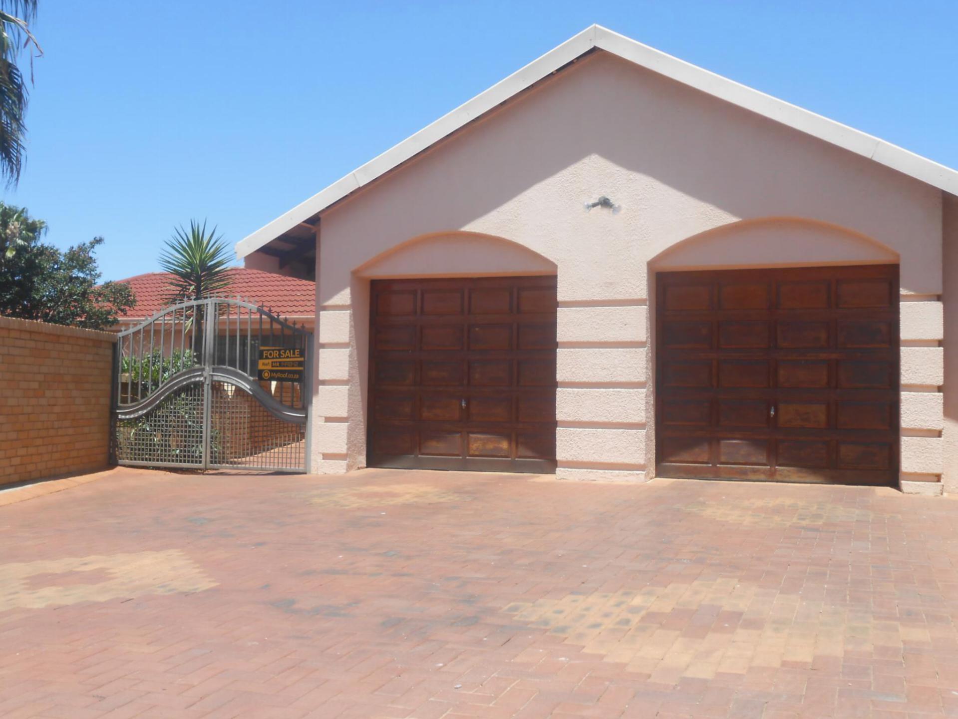 Front View of property in Lenasia