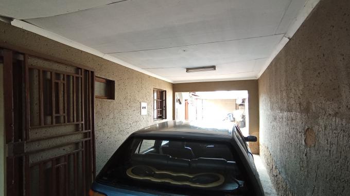 Standard Bank SIE Sale In Execution 2 Bedroom House for Sale in Clayville - MR149875