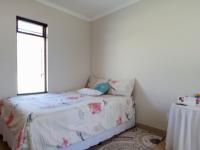 Bed Room 1 - 12 square meters of property in Heron Hill Estate