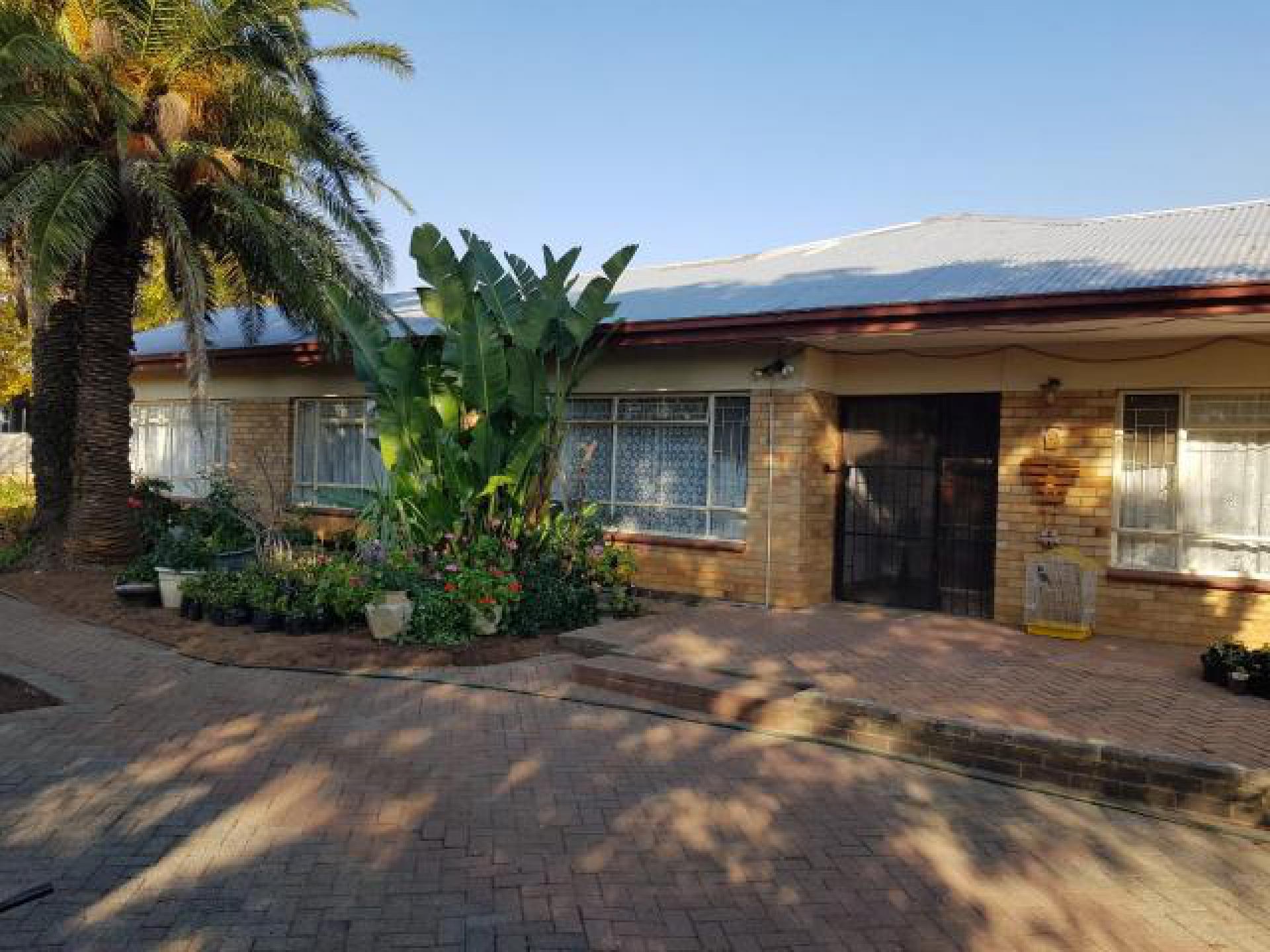 Front View of property in Klerksdorp