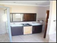 Bathroom 1 of property in Kempton Park