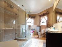 Bathroom 2 - 12 square meters of property in The Wilds Estate