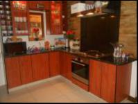 Kitchen - 14 square meters of property in Kengies