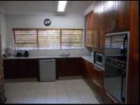 Kitchen - 18 square meters of property in Golfsig