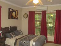 Main Bedroom - 24 square meters of property in Henley-on-Klip
