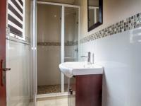 Bathroom 1 - 5 square meters of property in Irene Farm Villages