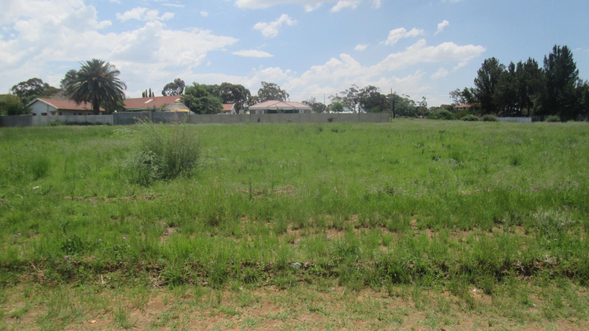 Front View of property in Deneysville