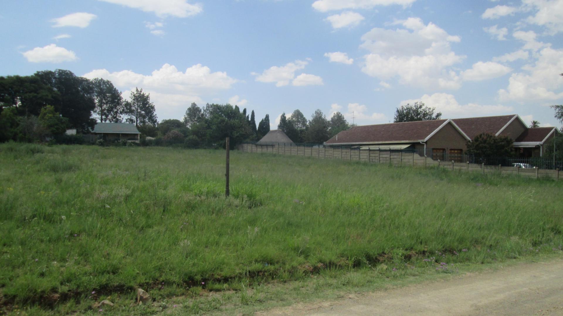 Front View of property in Deneysville