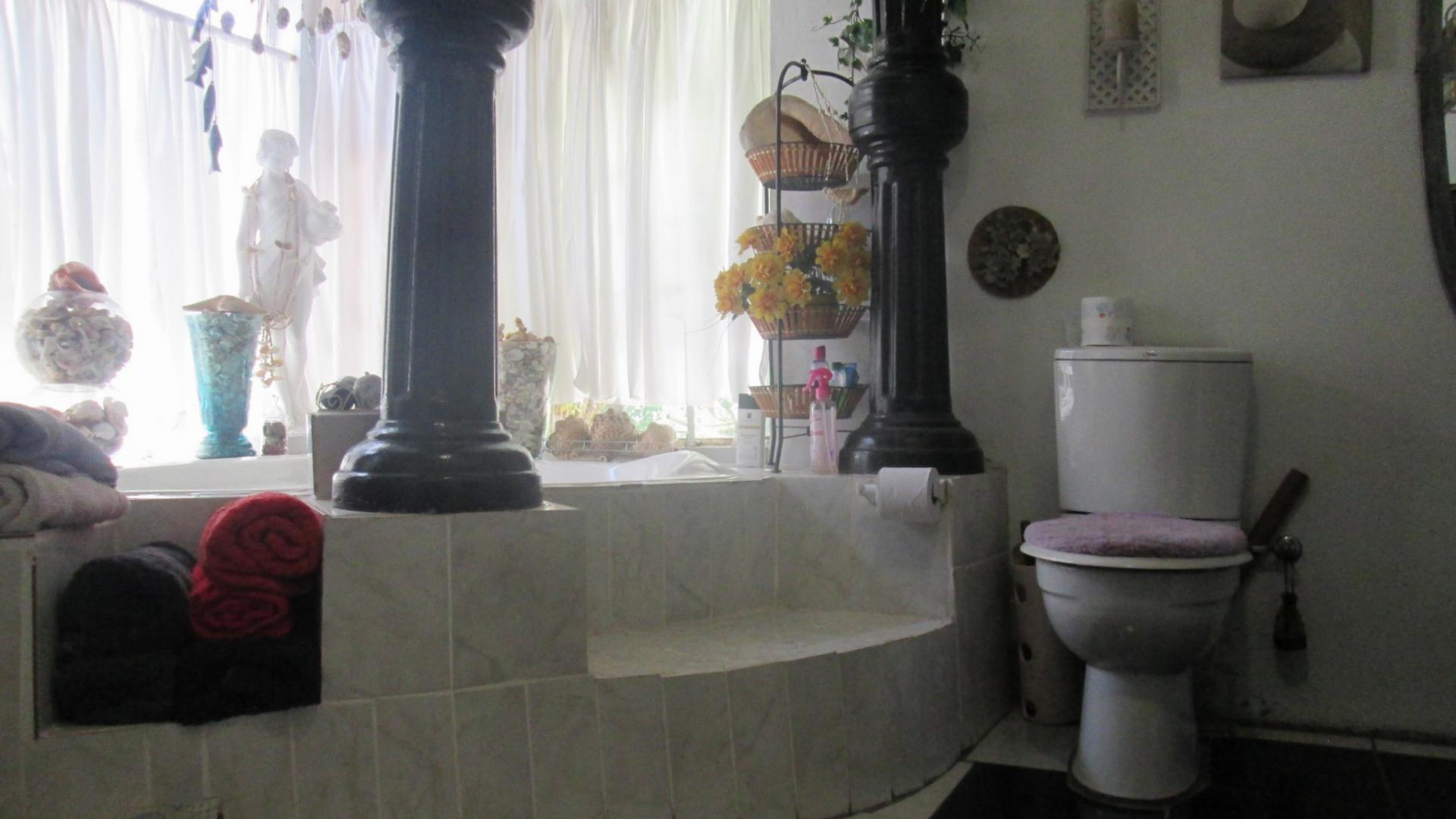 Main Bathroom of property in Oranjeville