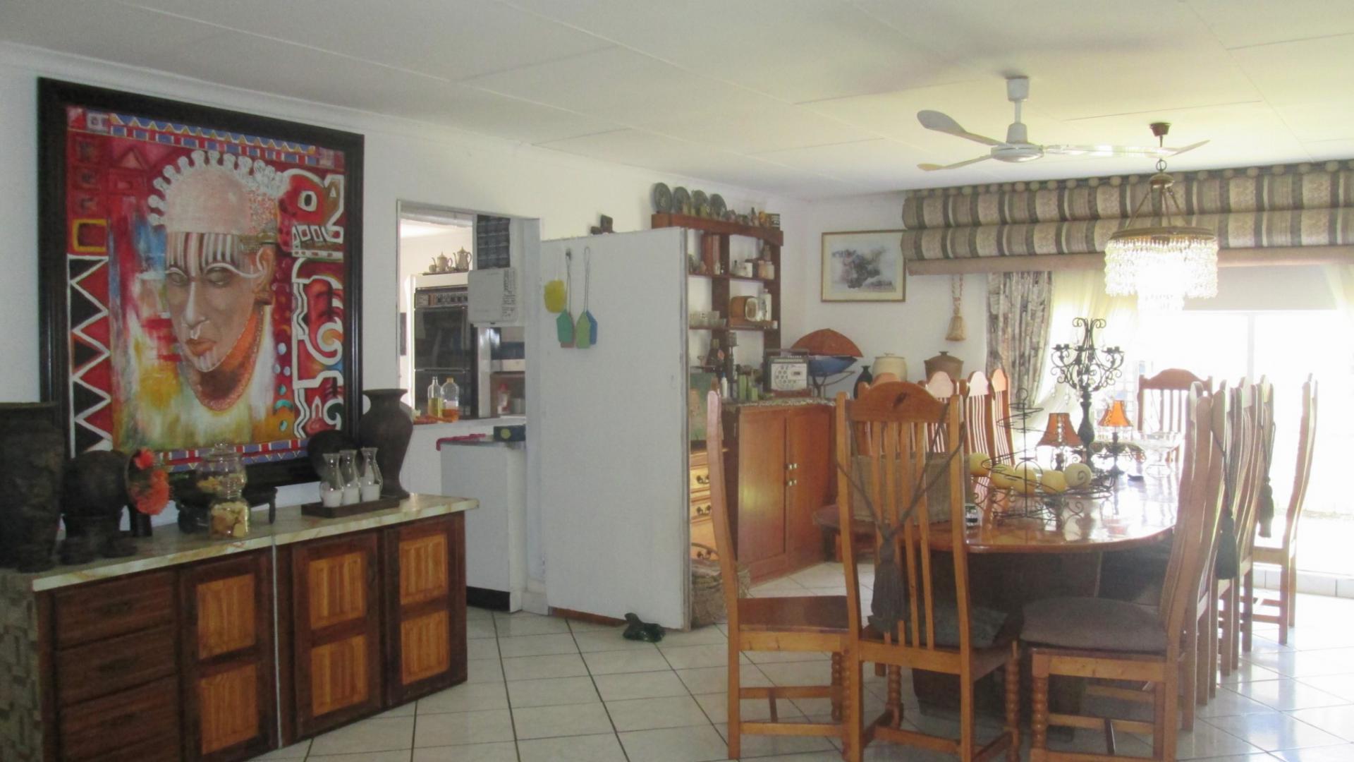 Dining Room of property in Oranjeville