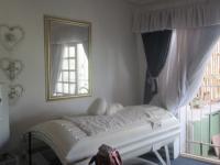 Main Bedroom of property in Oranjeville
