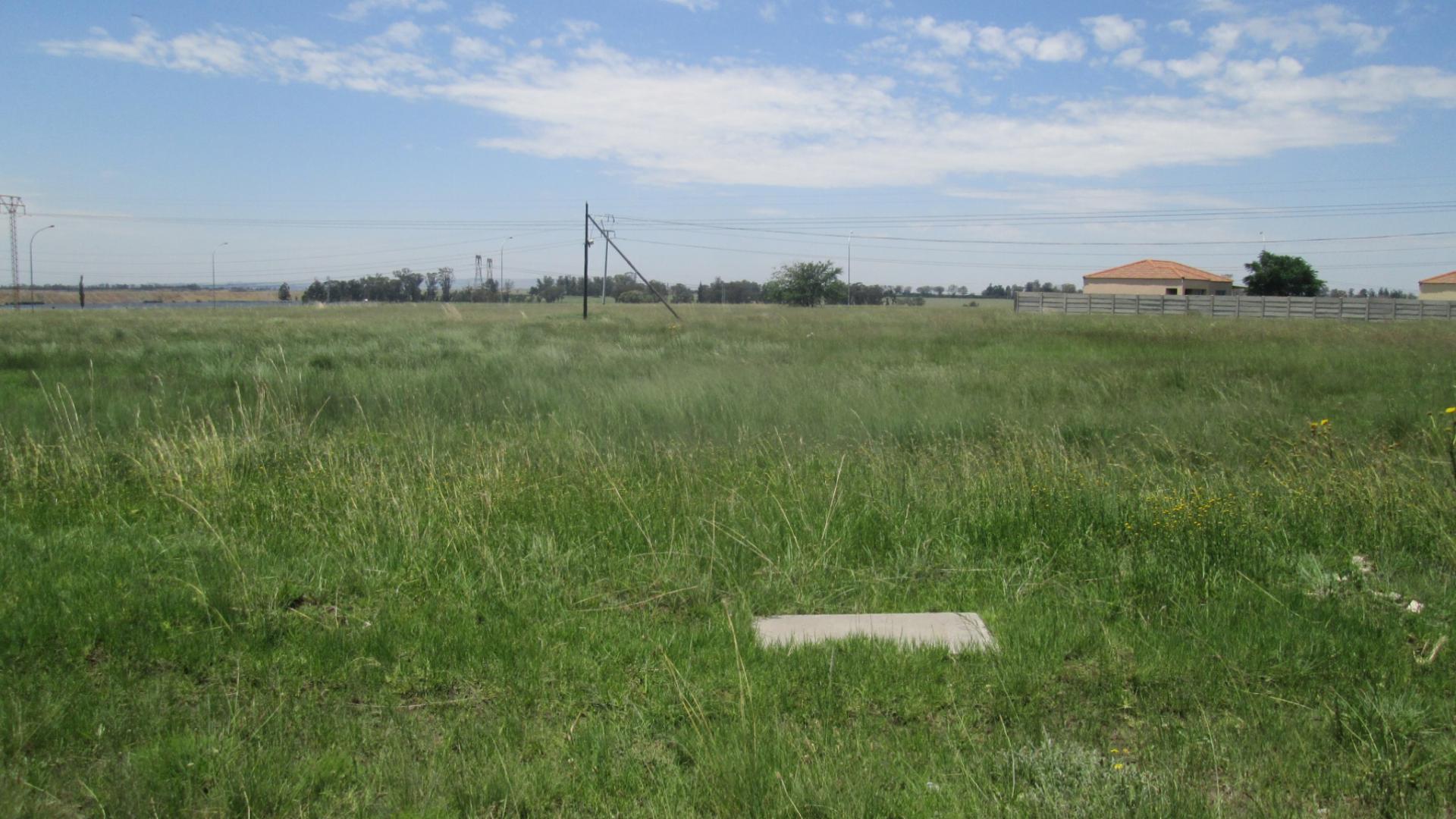 Front View of property in Struisbult