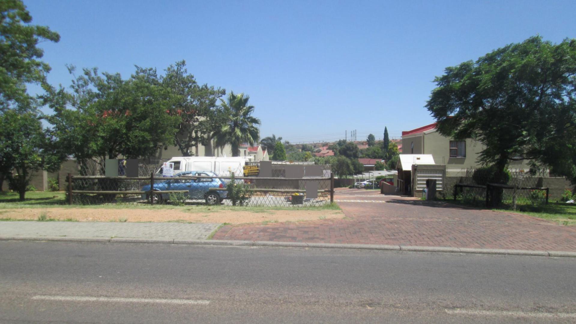 Front View of property in Birchleigh North