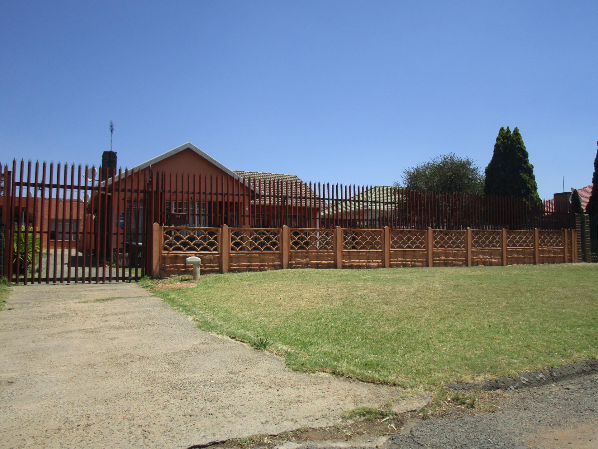 Front View of property in Roseacre