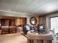 Lounges - 29 square meters of property in Newmark Estate