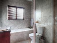 Bathroom 1 - 7 square meters of property in Newmark Estate