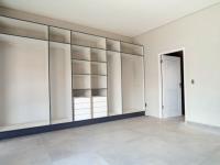 Main Bedroom - 26 square meters of property in The Meadows Estate