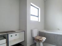Main Bathroom - 12 square meters of property in The Meadows Estate