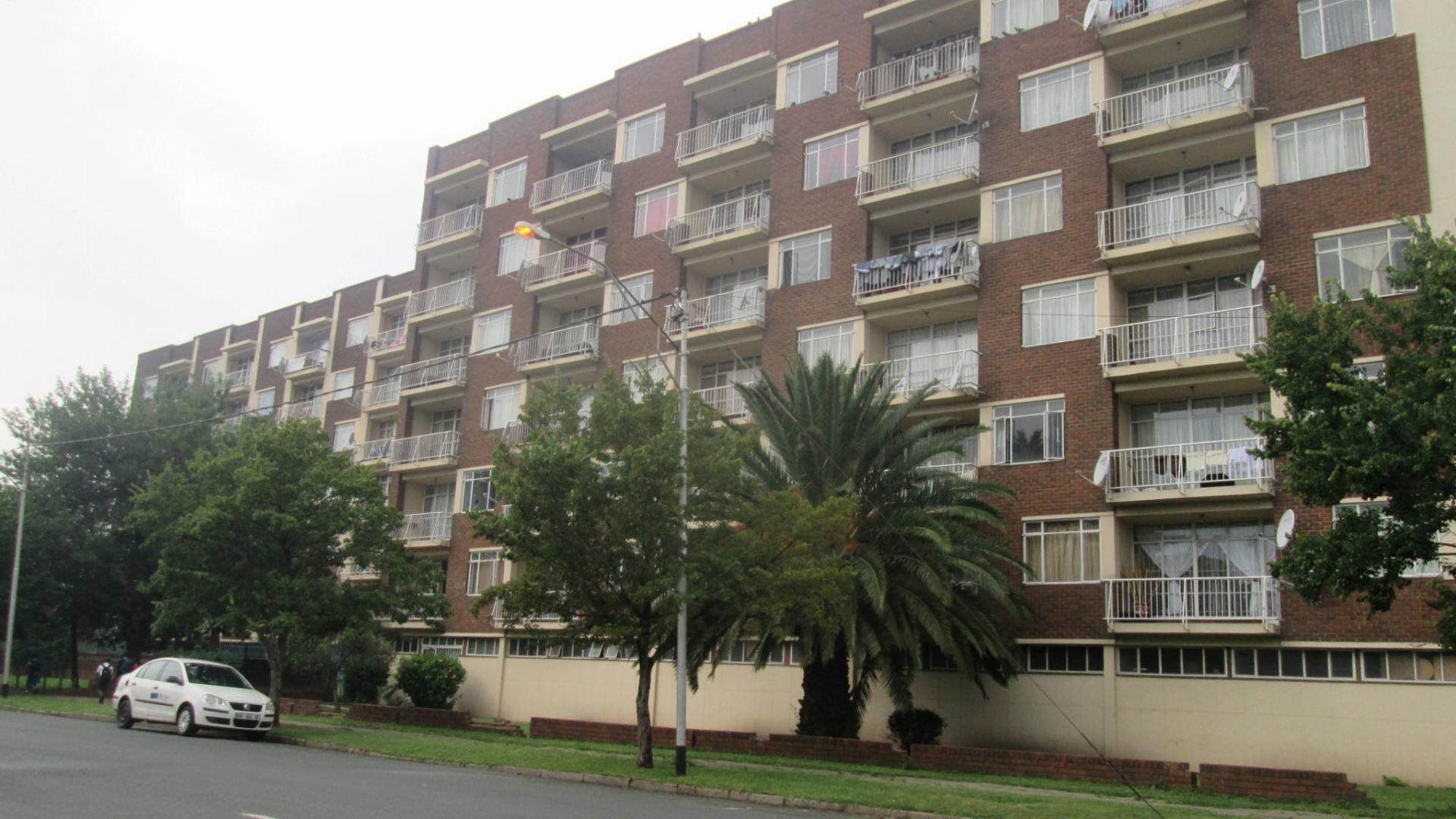 Front View of property in Vereeniging