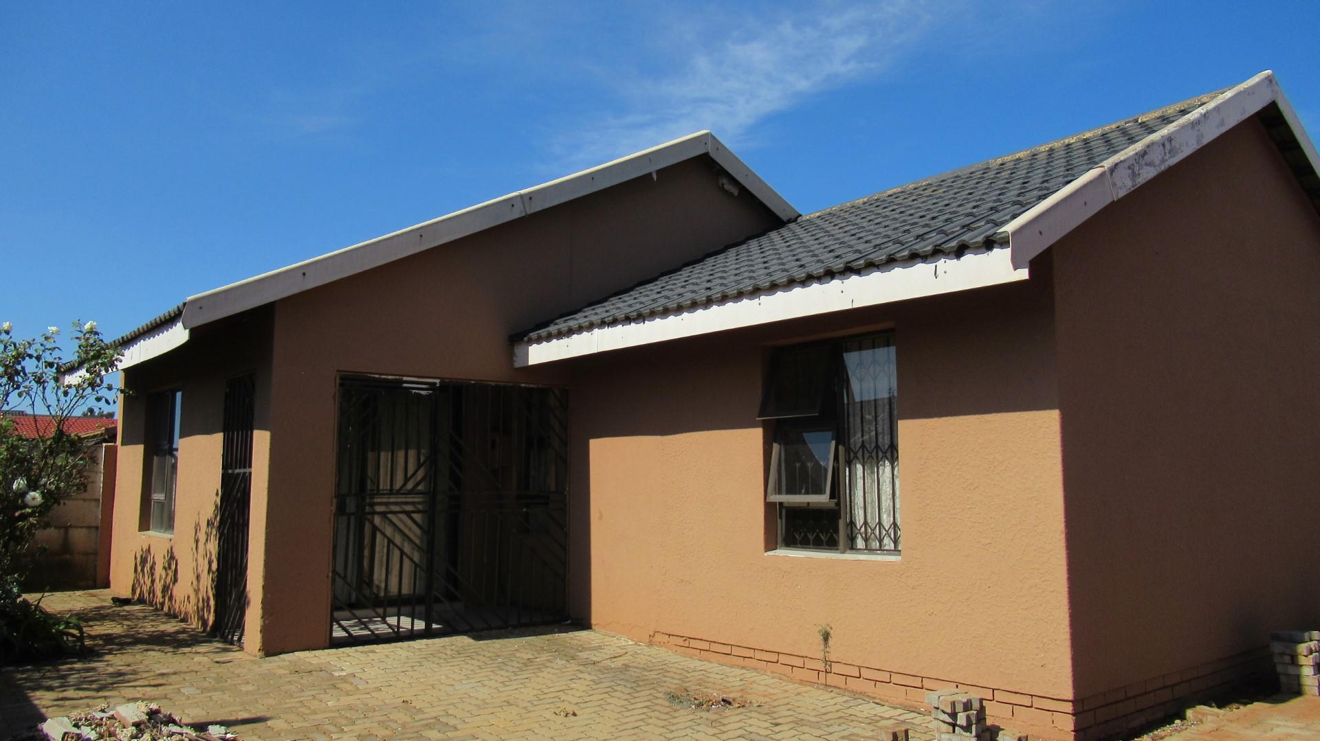 Front View of property in Sebokeng