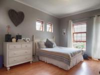 Bed Room 2 - 17 square meters of property in Woodhill Golf Estate