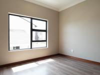 Bed Room 2 - 17 square meters of property in Heron Hill Estate