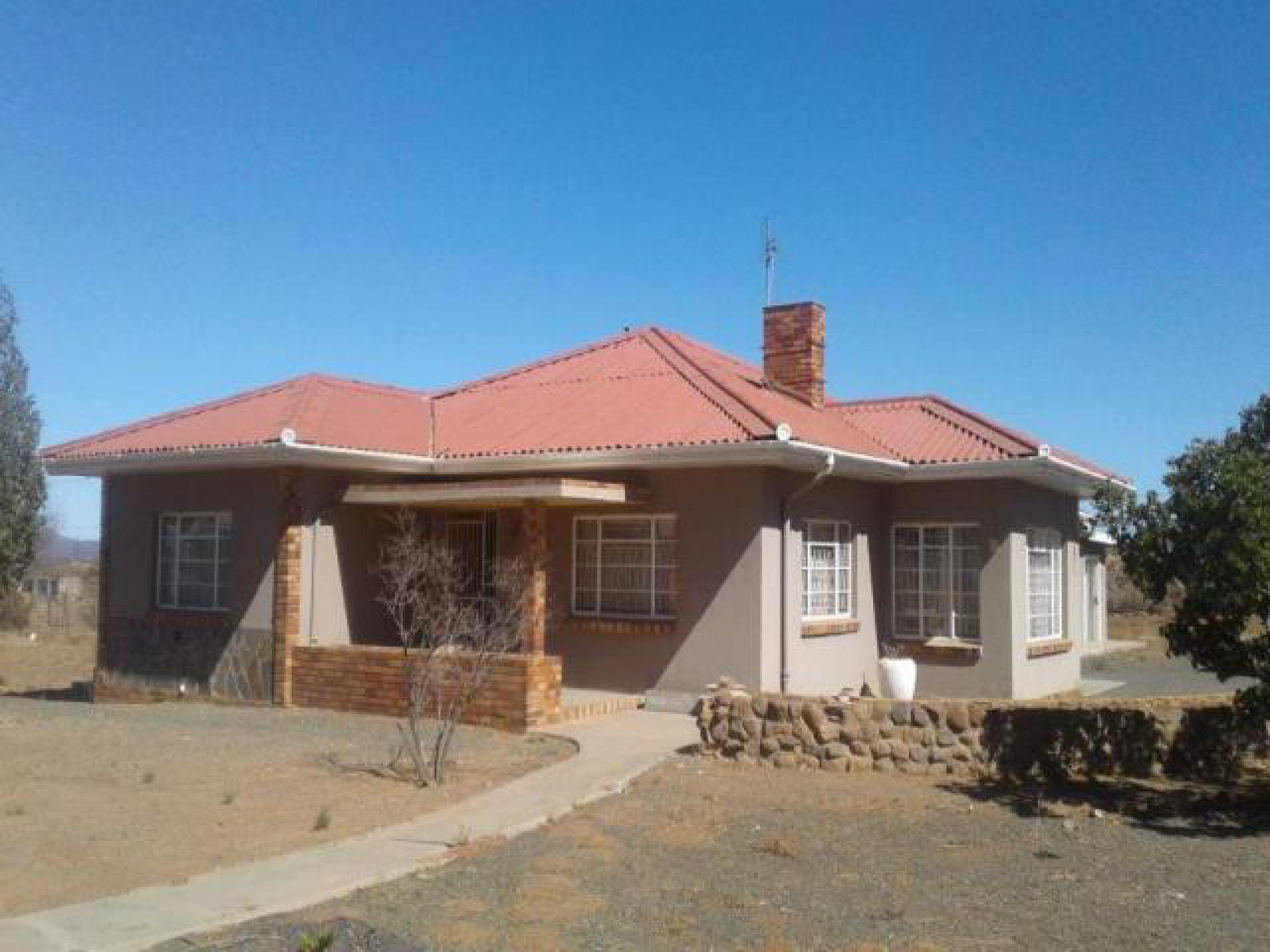 Front View of property in Calvinia