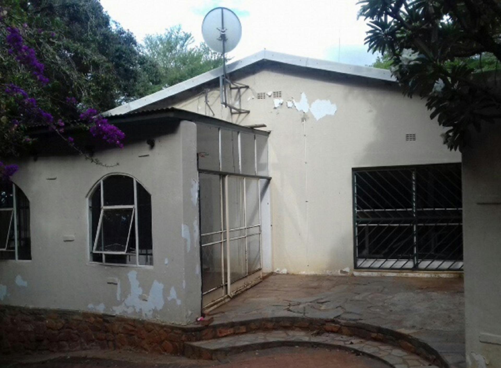 Front View of property in Pretoria North