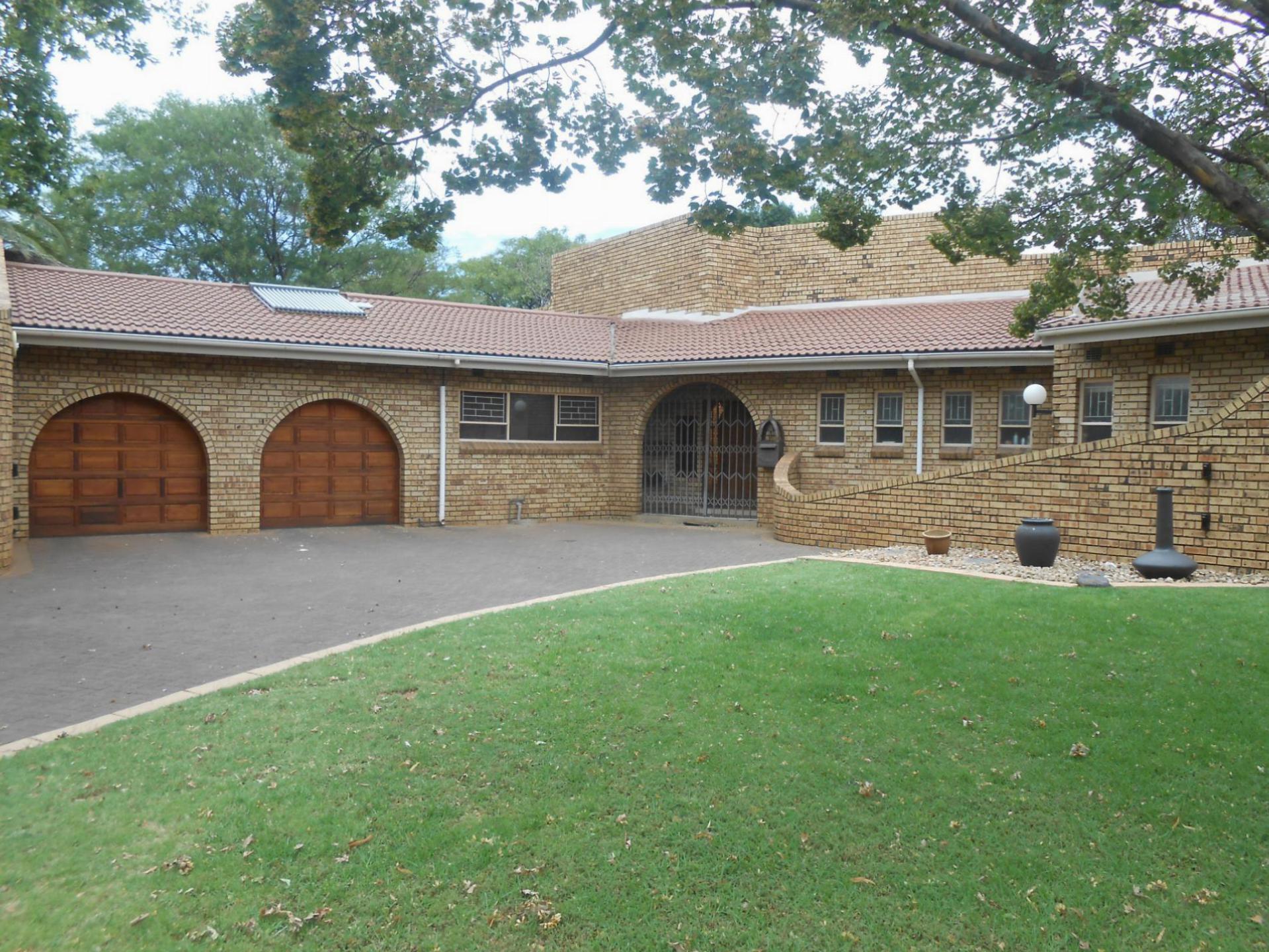 Front View of property in Vanderbijlpark