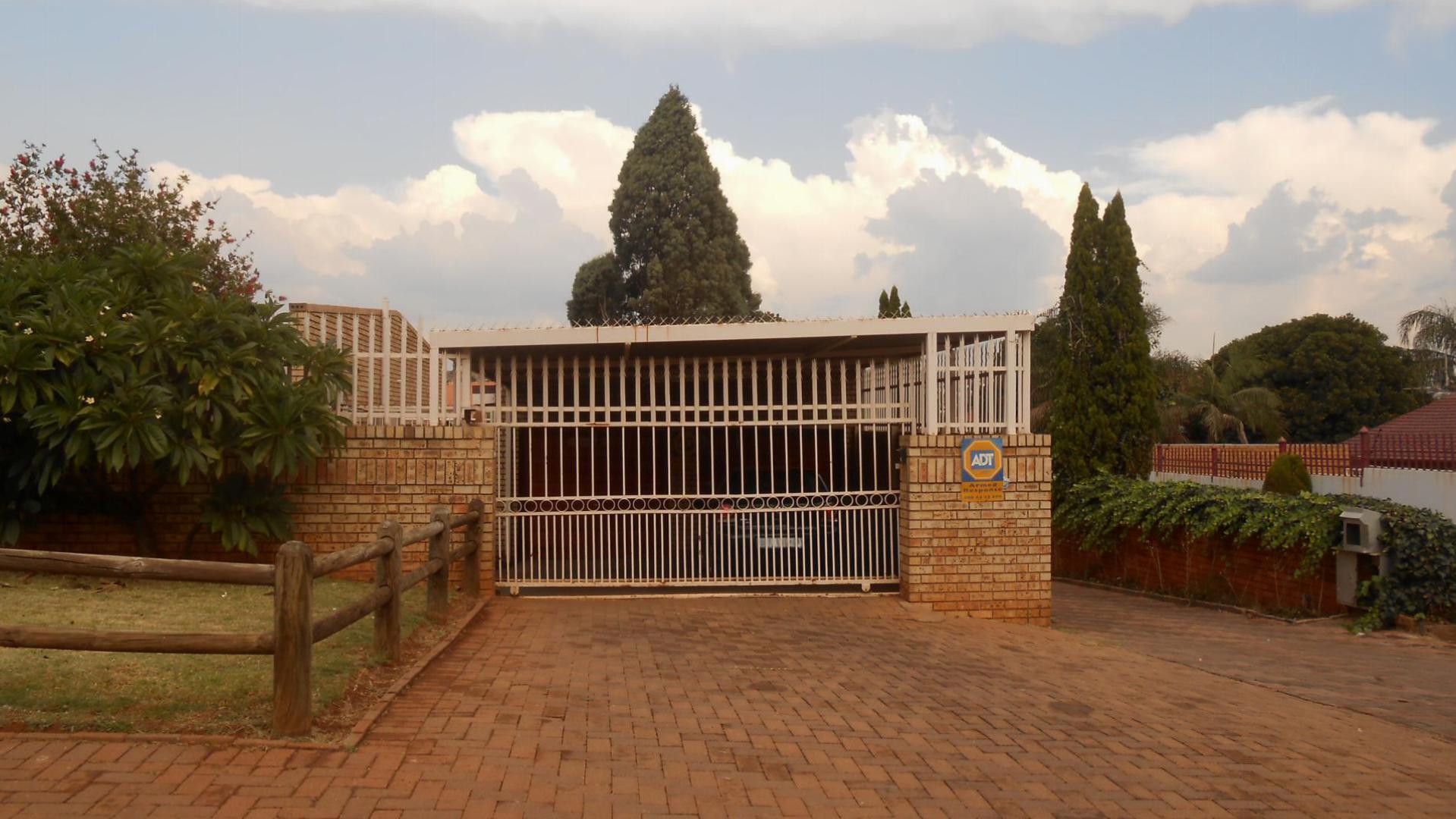 Front View of property in Laudium