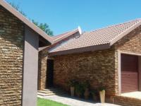 3 Bedroom 3 Bathroom House for Sale for sale in Hartebeesfontein