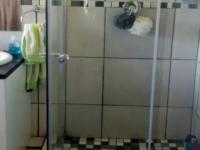 Main Bathroom of property in Delmas