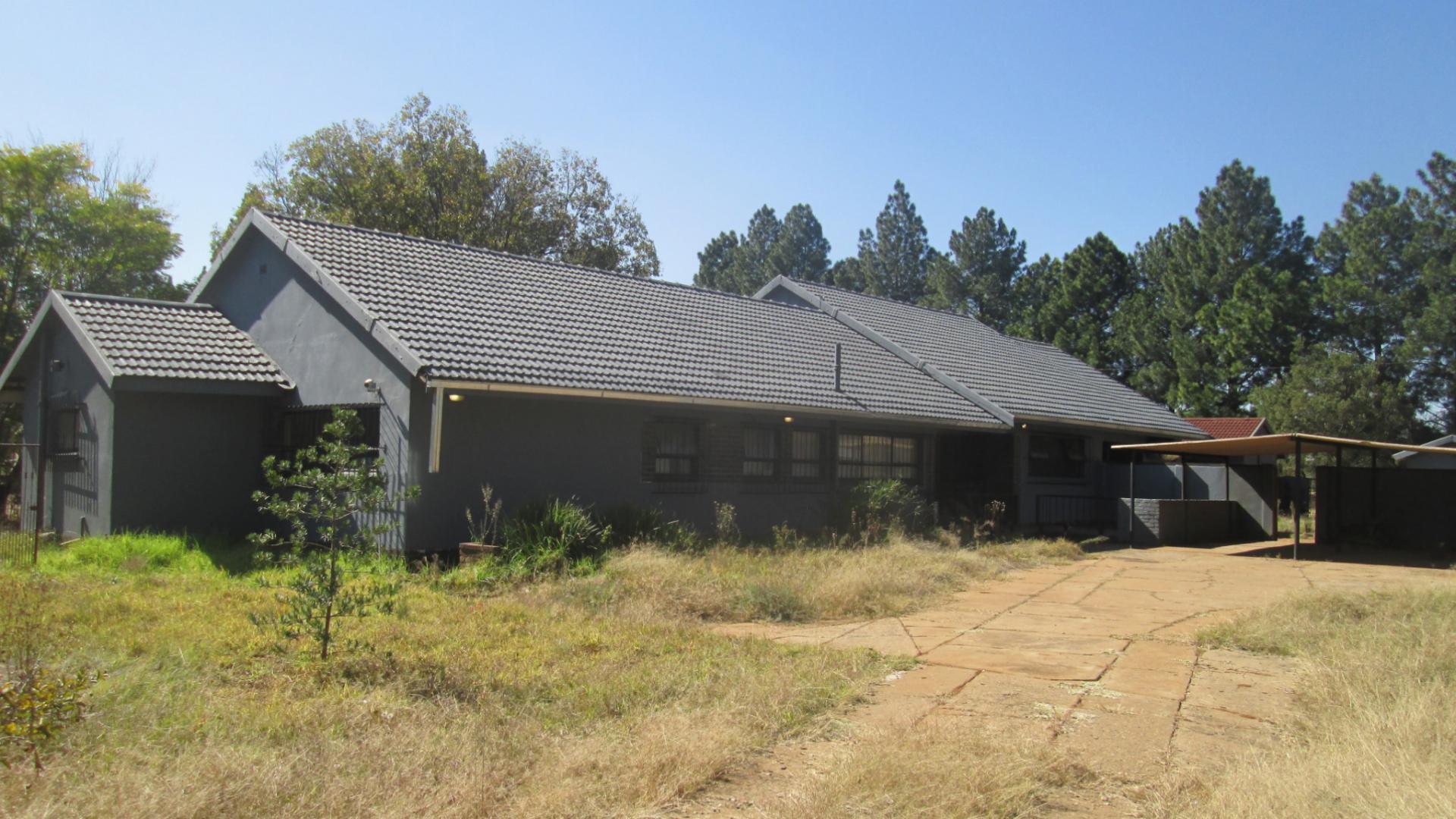 Front View of property in Vereeniging