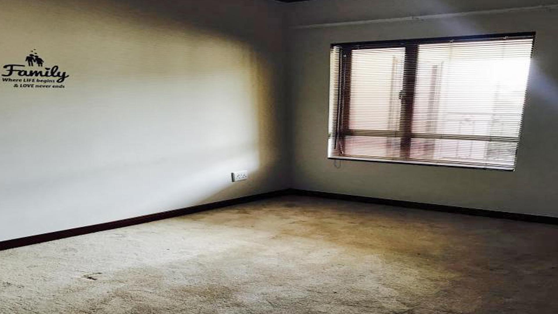 Bed Room 2 - 16 square meters of property in Summerset