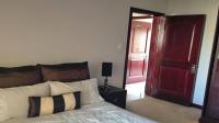 Bed Room 1 - 14 square meters of property in Summerset