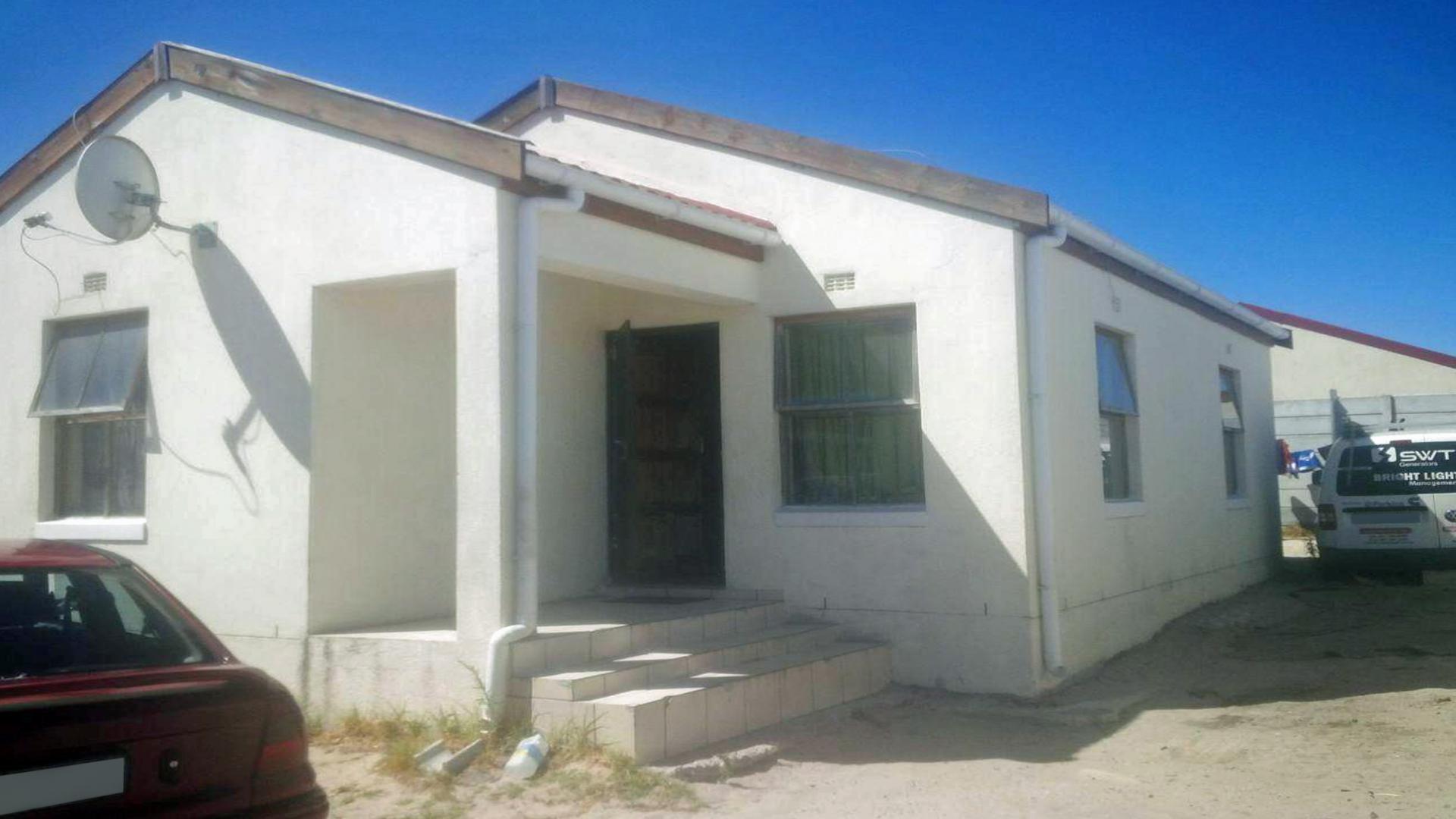 Front View of property in Mitchells Plain