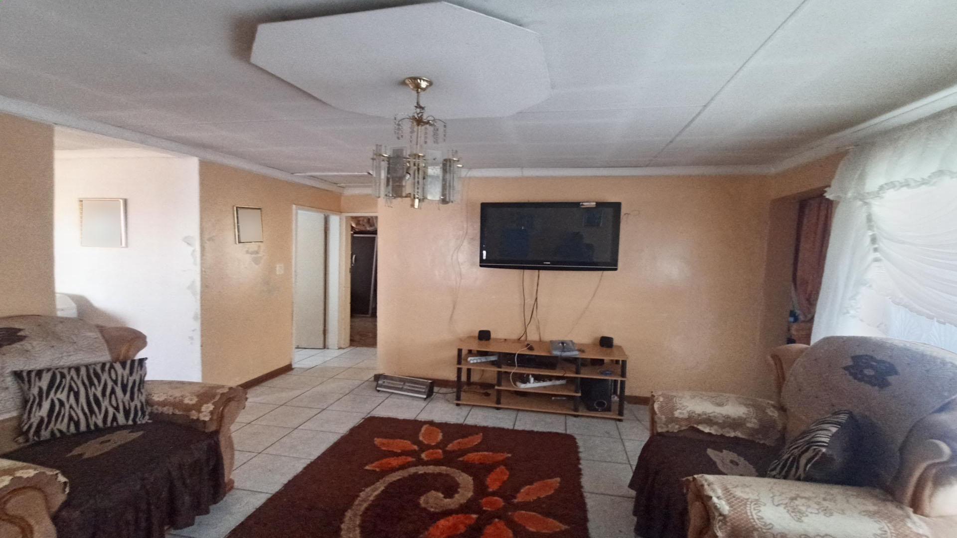 Lounges of property in Sebokeng